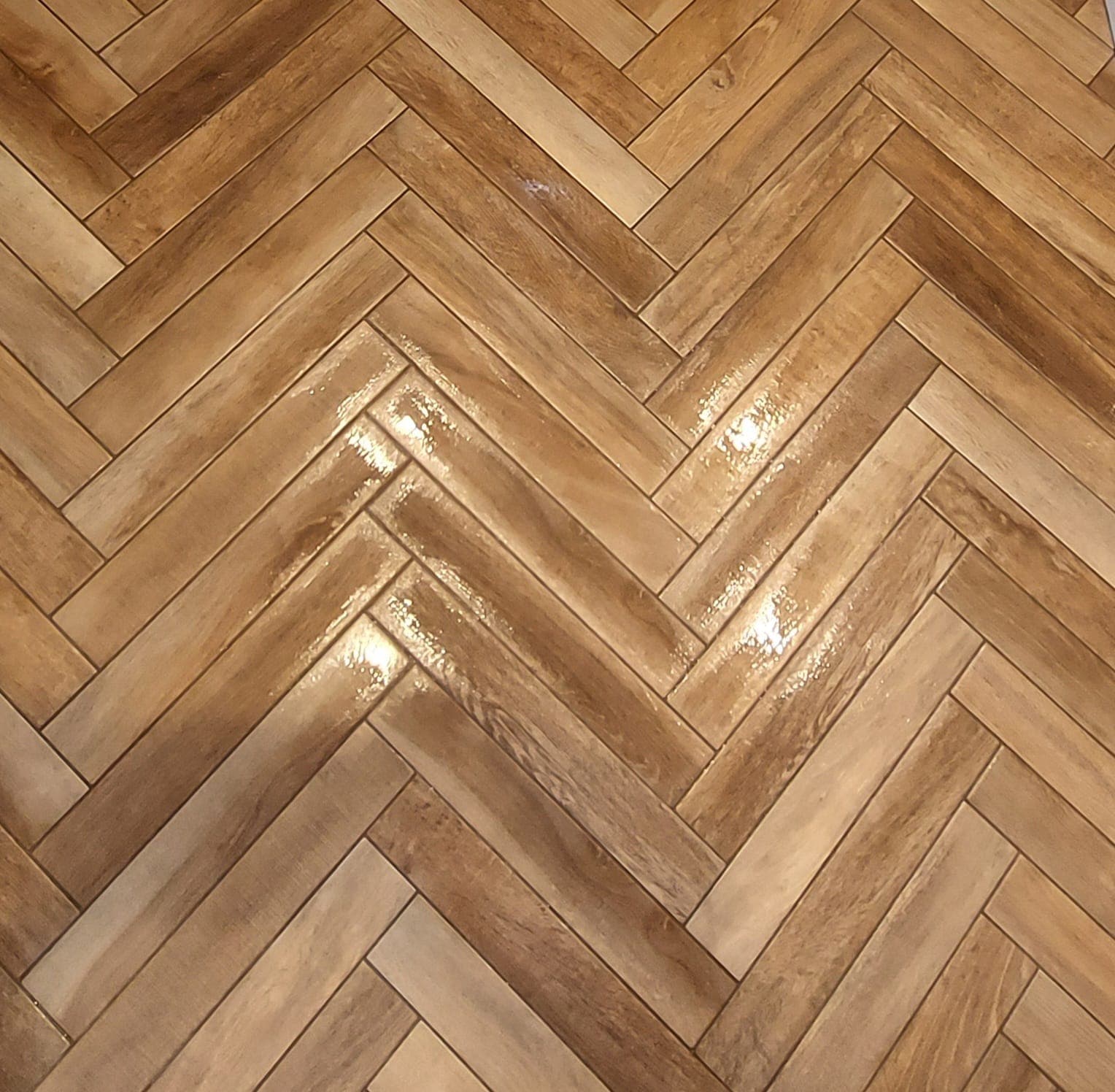 Rotiling services - Porcelain tiles herringbone,  wood effect